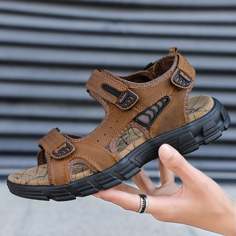 Sandalias clásicas de marca para hombre, sandalias de cuero genuino de verano para hombre, sandalias ligeras informales para exteriores, zapatillas de deporte a la moda para hombre, talla 38-46